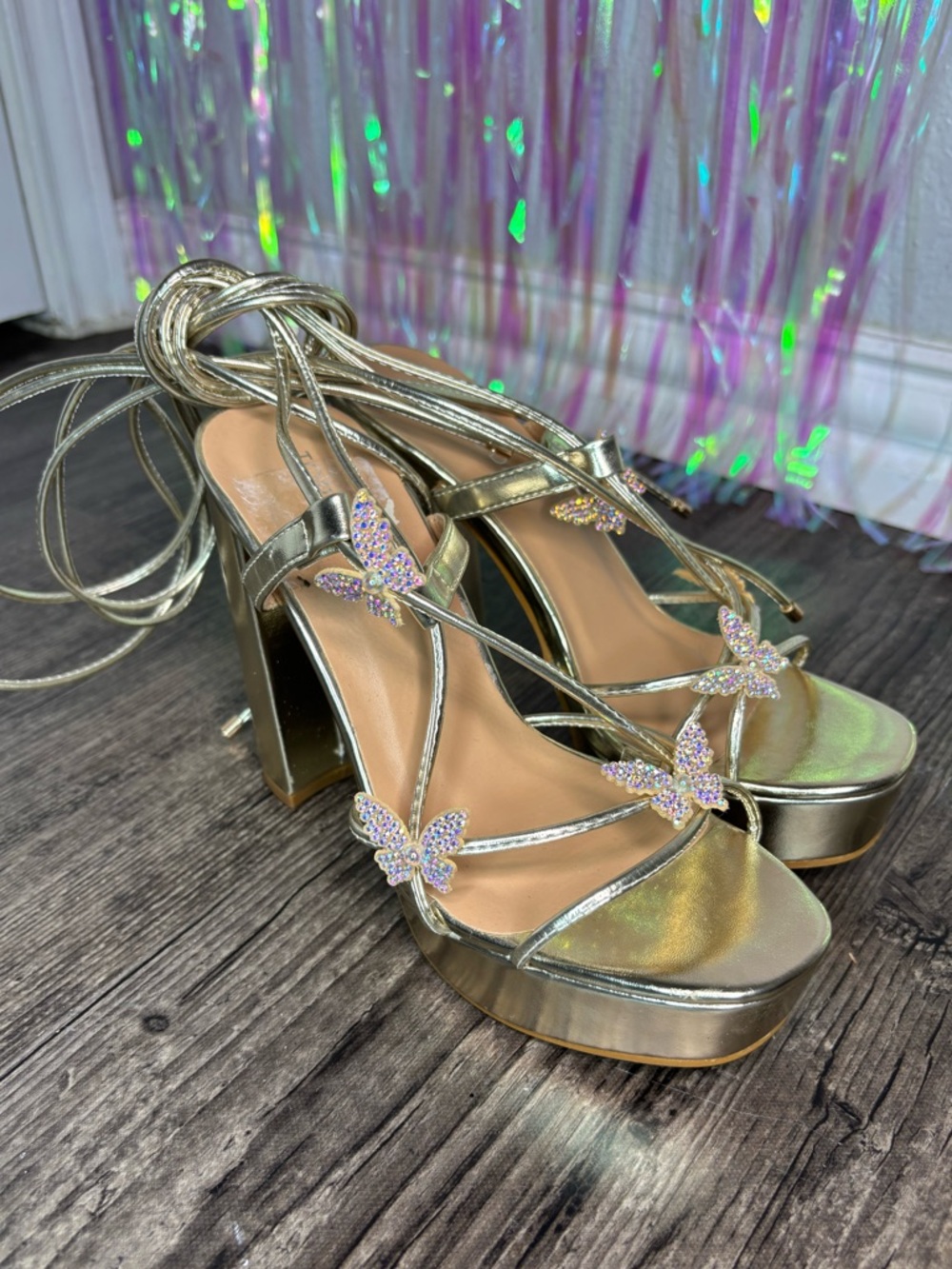 Iridescent Butterfly Gold Platform Lace-Up Heels Sz 6.5 Chunky Heel TOP Moda